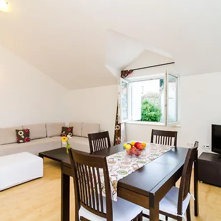 Lägenhet Ferienwohnung Fuer 4 Personen Ca 46 Qm In Dubrovnik, Dalmatien Sueddalmatien Dubrovnik