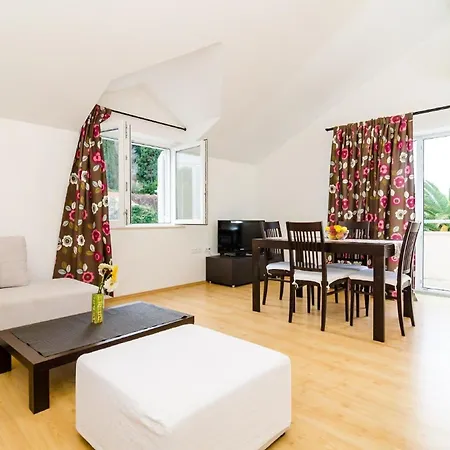 Ferienwohnung Fuer 4 Personen Ca 46 Qm In Dubrovnik, Dalmatien Sueddalmatien Dubrovnik